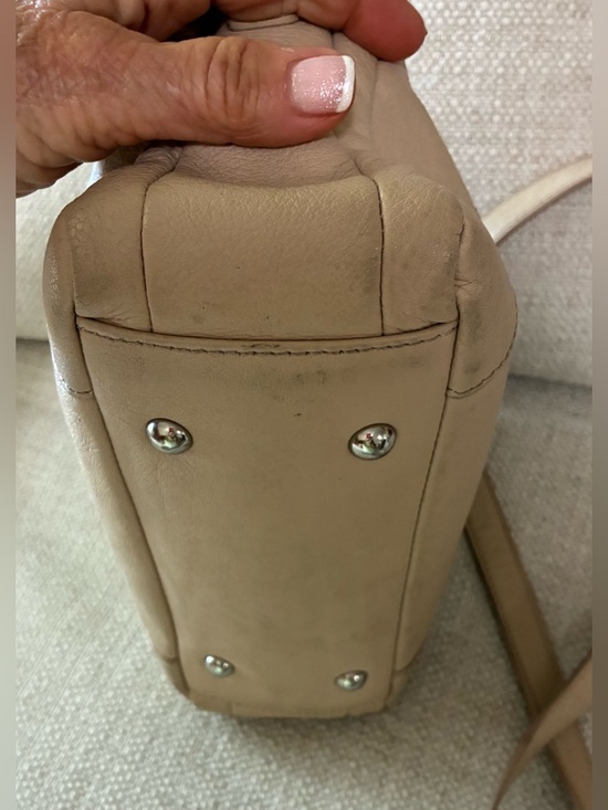 B. Makowsky Tan Crossbody Genuine
Leather Bag Purse - Picture 15 of 16